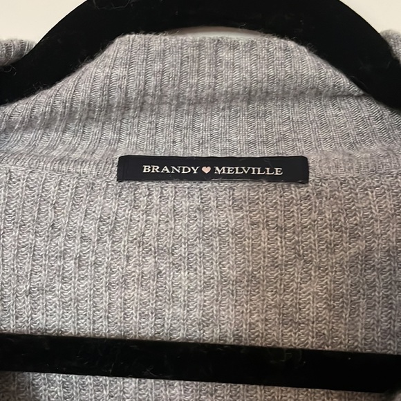 Brandy Melville Casey Quarter Zip Sweater - Picture 7 of 12